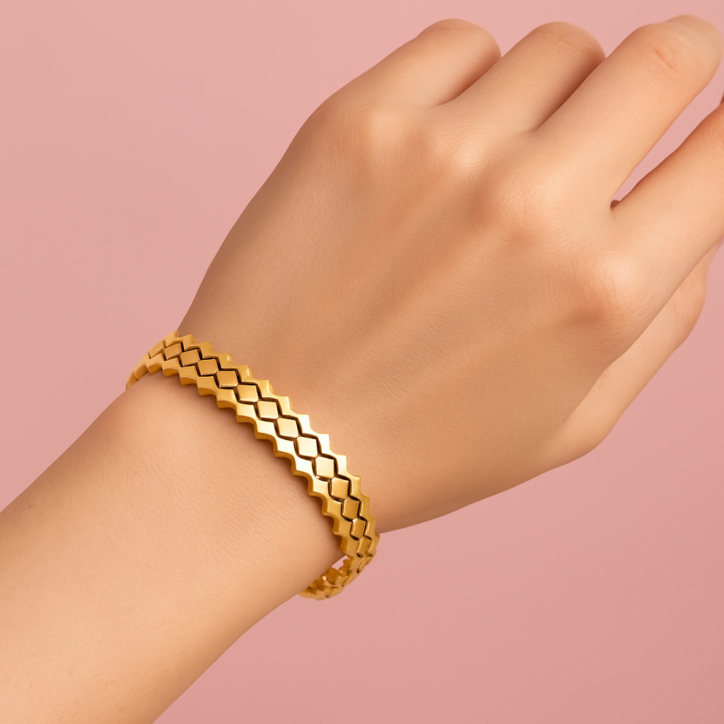 Premium Zigzag Design Anti-Tarnish Soft Golden Kada