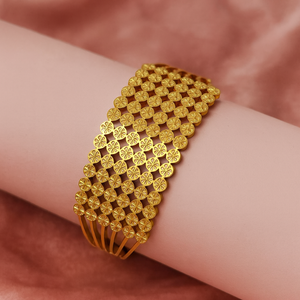 Elegant Anti-Tarnish Golden Kada