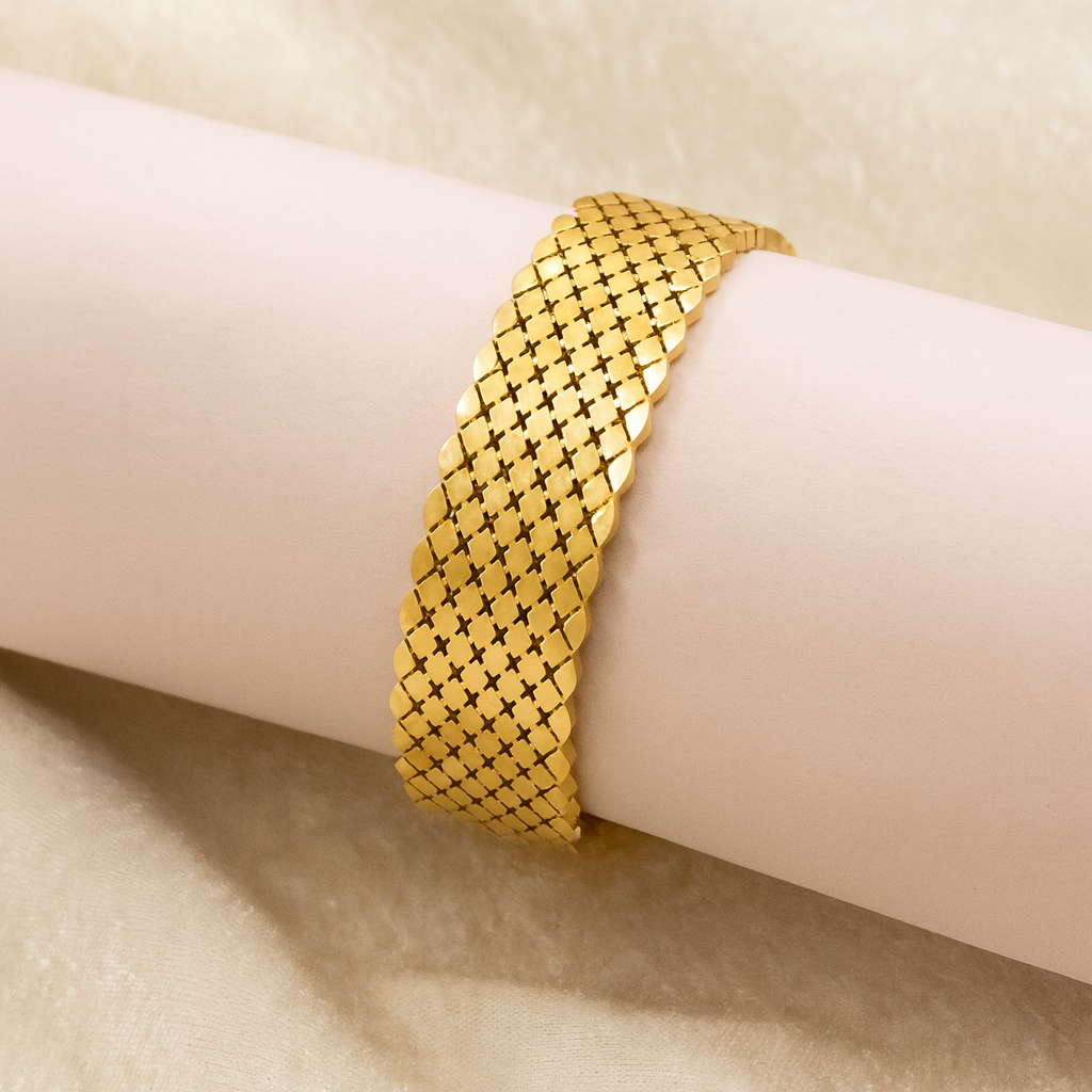 Luxury Designer Anti-Tarnish Golden Kada