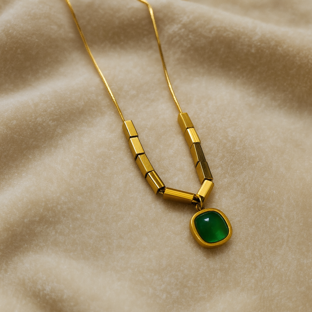 Golden Anti tarnish Pendant Necklace with Classic Geometric Stone